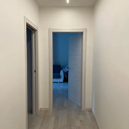 アパート Homely Fiorano